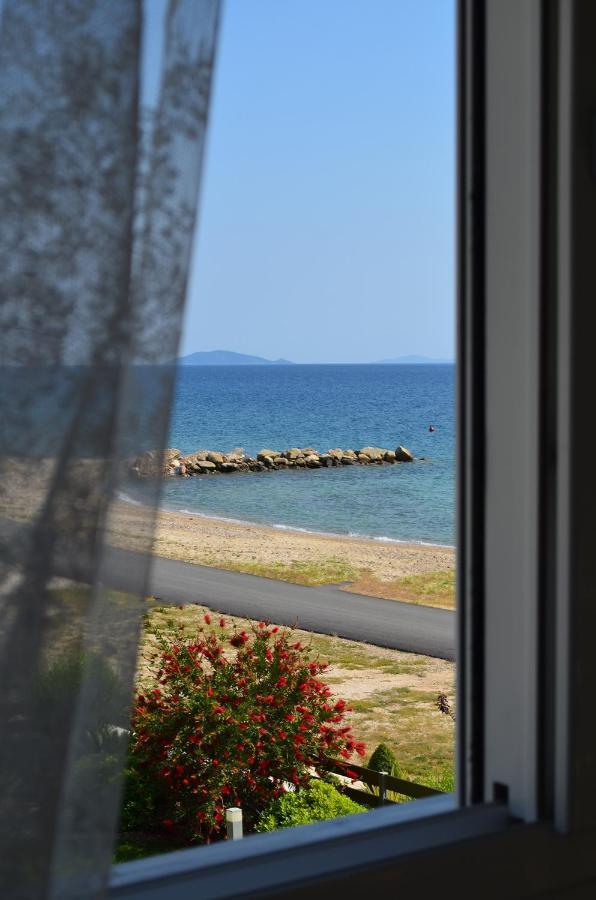 Lemon Beach Front Apartment, Nikiti מראה חיצוני תמונה