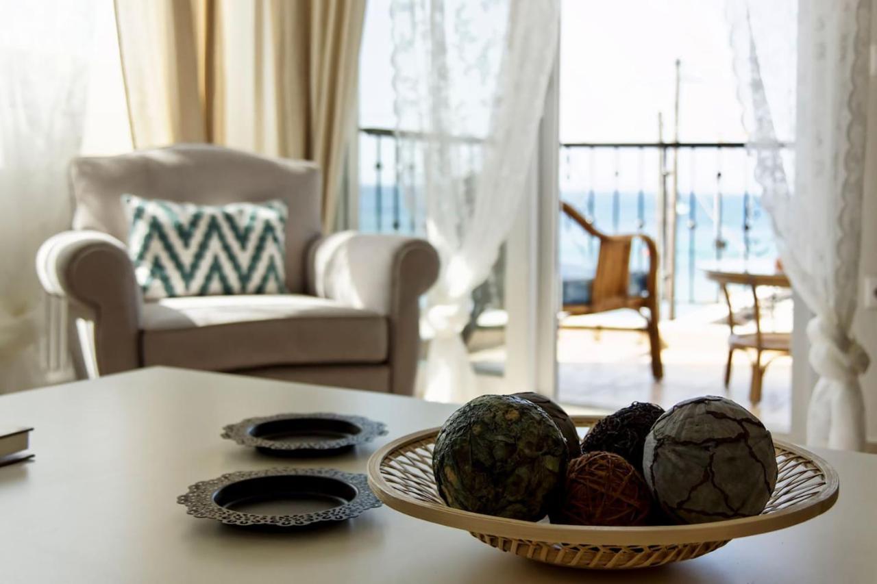 Lemon Beach Front Apartment, Nikiti מראה חיצוני תמונה
