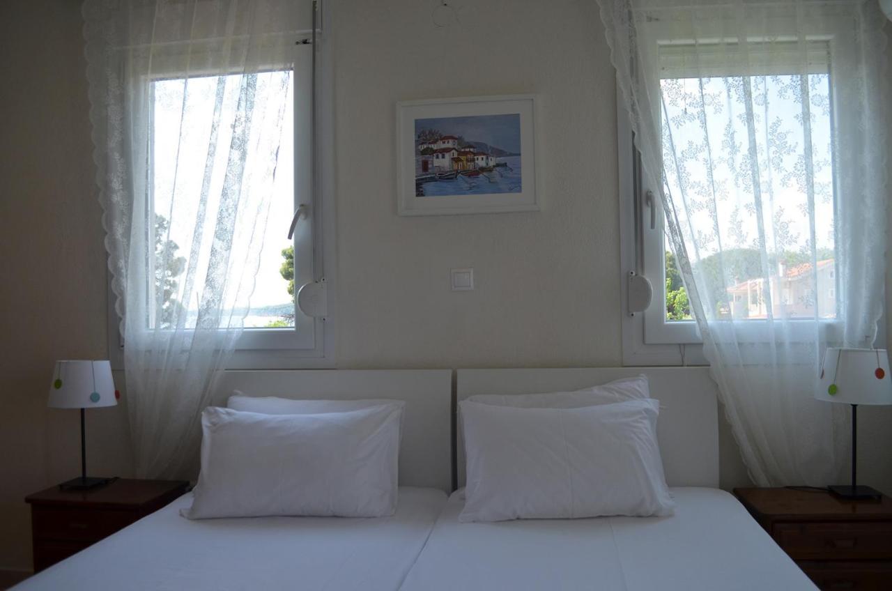 Lemon Beach Front Apartment, Nikiti מראה חיצוני תמונה