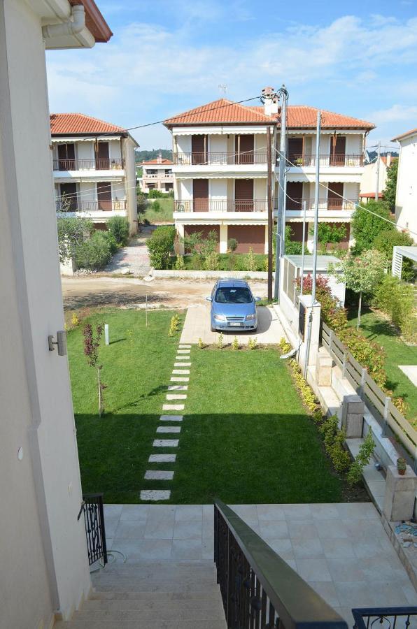 Lemon Beach Front Apartment, Nikiti מראה חיצוני תמונה
