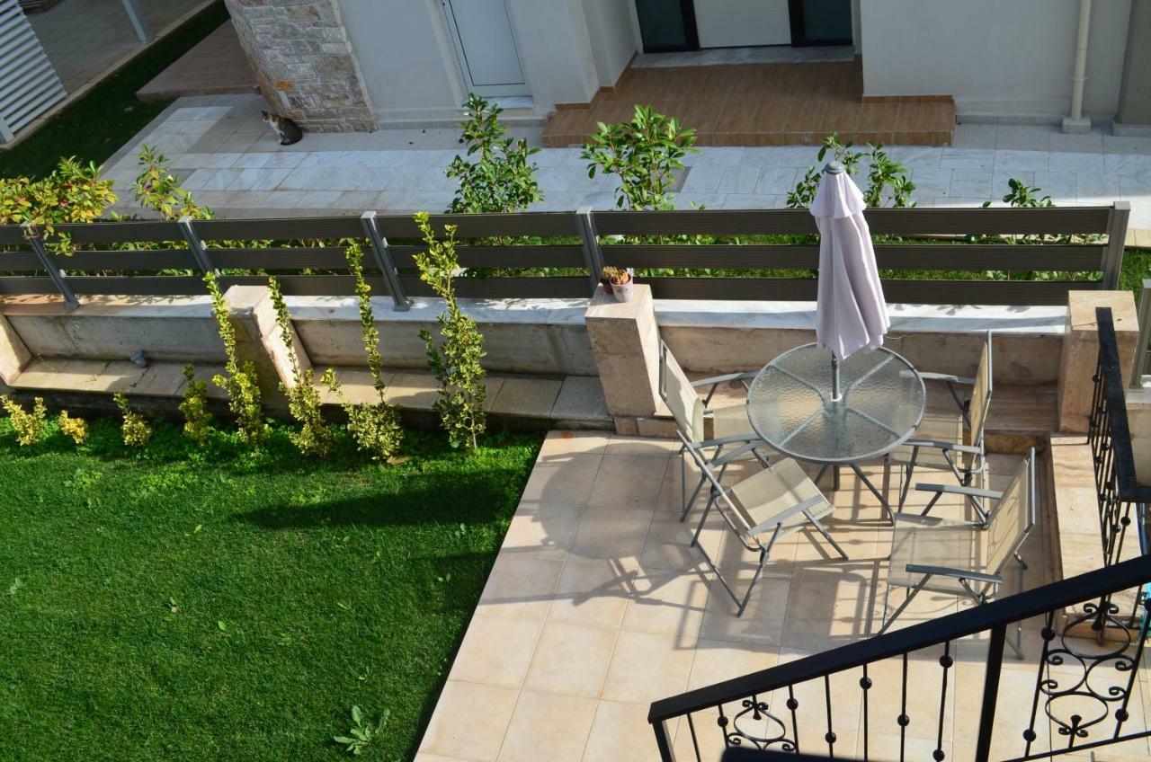 Lemon Beach Front Apartment, Nikiti מראה חיצוני תמונה